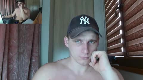 Poliglotjoe2 online show from March 2026 02:06:02 PM