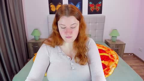 Polina online show from December 2024 07:31:01 AM