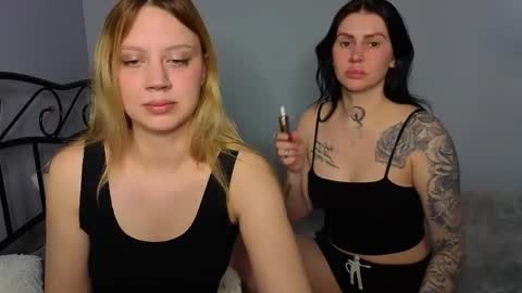 Snapshot of pollidollis chatting on April 2026 01:55:01 AM PolliNata online show from April 2026 01:55:01 AM