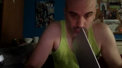 Snapshot of pollito1985 chatting on March 2026 07:58:02 AM DIEGO O DIEGUITO online show from March 2026 07:58:02 AM