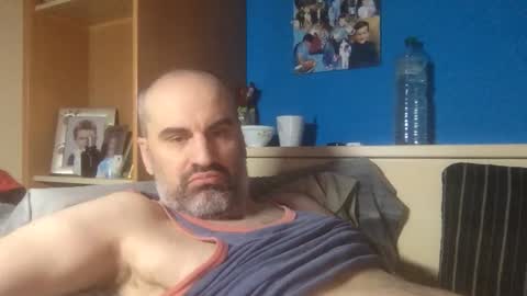 Snapshot of pollito1985 chatting on March 2026 04:00:02 PM DIEGO O DIEGUITO online show from March 2026 04:00:02 PM