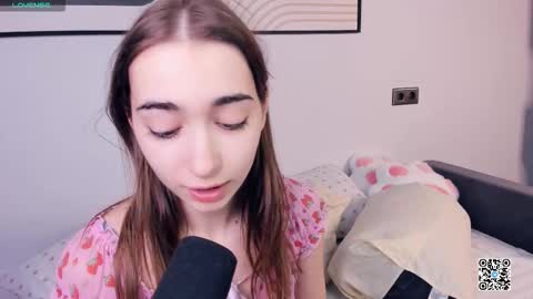 Polly online show from September 2025 07:32:01 AM