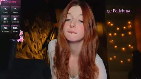 Snapshot of polly_luna chatting on July 2026 04:14:02 PM Polly online show from July 2026 04:14:02 PM
