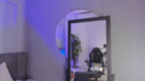 POLLY online show from October 2025 10:38:02 AM