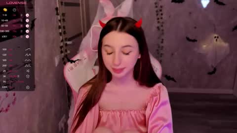 Snapshot of pollyhill1 chatting on October 2025 06:41:02 PM online show from October 2025 06:41:02 PM