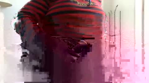 Snapshot of poloking_92 chatting on March 2026 01:00:01 PM Honey Dior Polo King online show from March 2026 01:00:01 PM