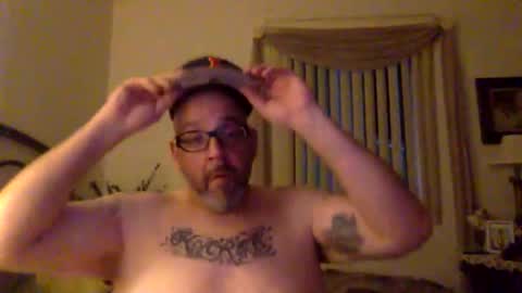 Snapshot of poloking_92 chatting on May 2026 01:45:02 AM Honey Dior Polo King online show from May 2026 01:45:02 AM
