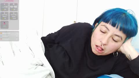 Snapshot of poly_mer chatting on February 2026 04:56:01 PM Poly online show from February 2026 04:56:01 PM