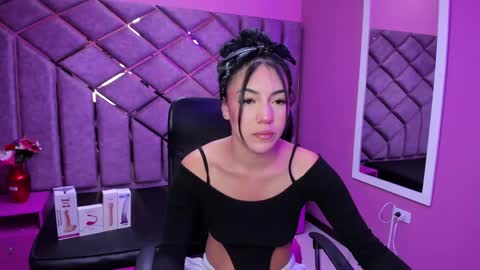 poly sasha  online show from October 2025 04:32:02 AM