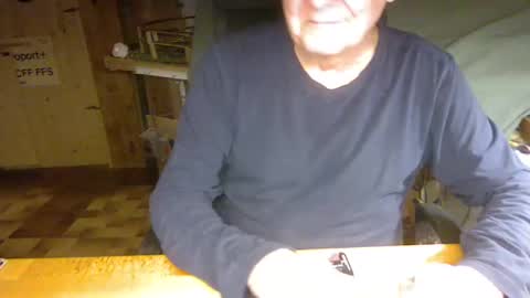 Snapshot of pomme1949 chatting on January 2025 01:30:01 PM pomme1949 online show from January 2025 01:30:01 PM