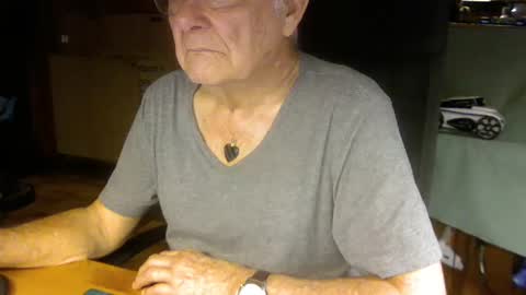 Snapshot of pomme1949 chatting on February 2025 10:58:02 AM pomme1949 online show from February 2025 10:58:02 AM