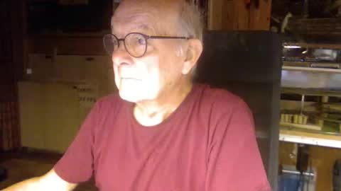 Snapshot of pomme1949 chatting on September 2025 02:19:01 PM pomme1949 online show from September 2025 02:19:01 PM