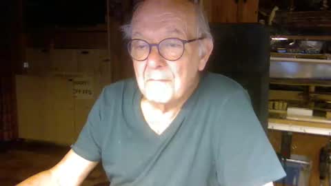 Snapshot of pomme1949 chatting on November 2025 02:33:01 PM pomme1949 online show from November 2025 02:33:01 PM