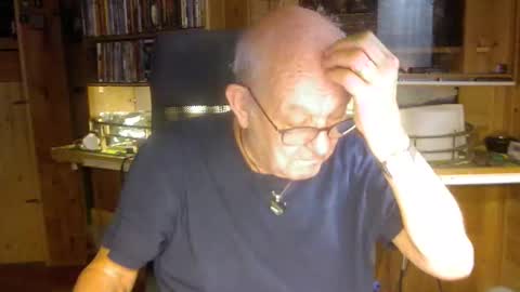 Snapshot of pomme1949 chatting on March 2026 10:54:01 AM pomme1949 online show from March 2026 10:54:01 AM