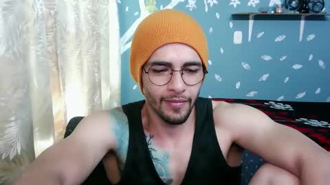 Snapshot of ponzothc chatting on September 2025 08:23:02 PM ponzothc online show from September 2025 08:23:02 PM