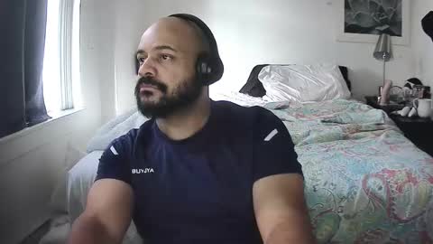 popfizzt online show from October 2025 09:35:02 PM