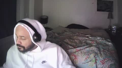 popfizzt online show from November 2025 05:28:02 AM