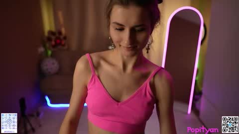 Snapshot of popityan chatting on February 2026 08:10:01 AM Louise see you on December 1 at 2200 UTC3 online show from February 2026 08:10:01 AM