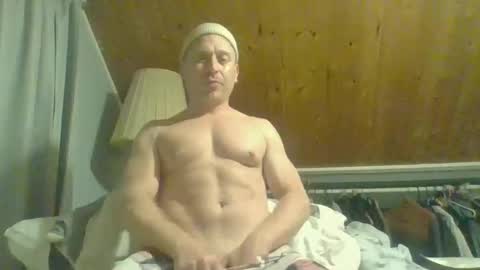 poppawheelie1234 online show from May 2026 04:53:01 AM