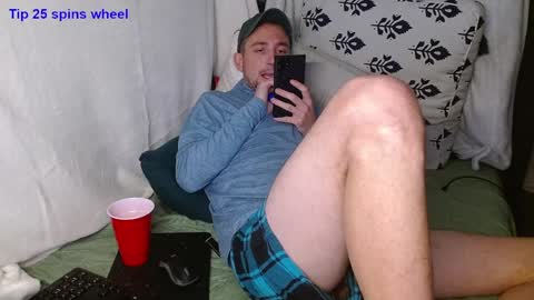 Snapshot of poppunk4life chatting on January 2025 07:36:01 AM Kyle online show from January 2025 07:36:01 AM