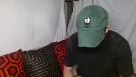 Snapshot of poppunk4life chatting on January 2025 04:13:01 AM Kyle online show from January 2025 04:13:01 AM