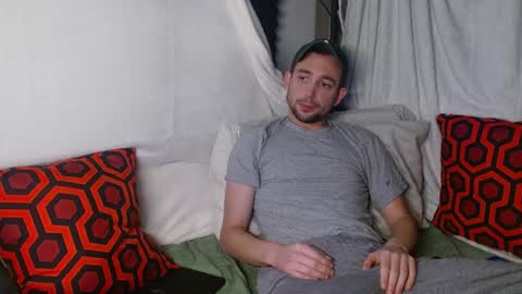 Snapshot of poppunk4life chatting on January 2025 04:59:01 AM Kyle online show from January 2025 04:59:01 AM