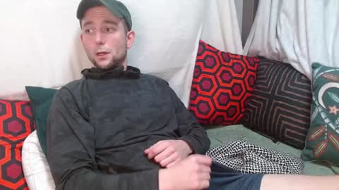 Snapshot of poppunk4life chatting on January 2025 04:41:01 PM Kyle online show from January 2025 04:41:01 PM