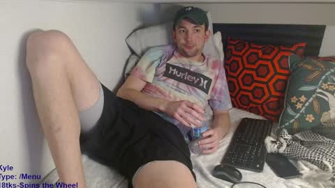 Snapshot of poppunk4life chatting on January 2025 10:30:02 PM Kyle online show from January 2025 10:30:02 PM