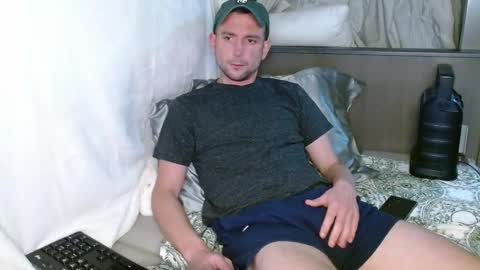 Snapshot of poppunk4life chatting on February 2025 04:39:01 AM Kyle online show from February 2025 04:39:01 AM