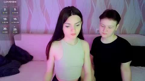 Ana and Tati online show from October 2025 07:23:01 PM