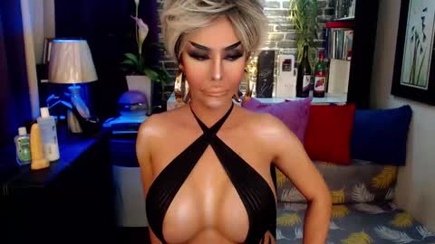 DivaGray online show from February 2026 10:19:01 PM