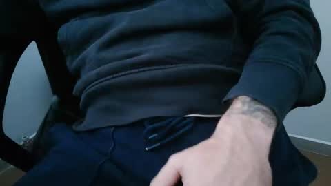 porw23 online show from October 2025 07:33:01 AM