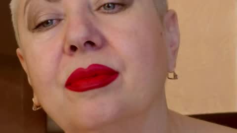 LADY POSH online show from December 2025 07:55:01 PM