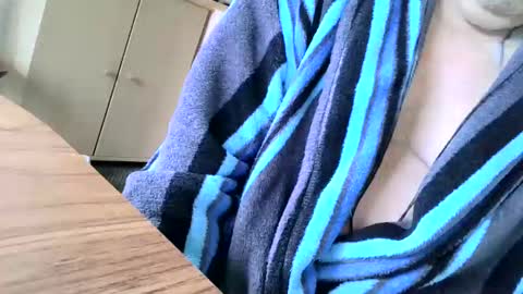 poshman65 online show from February 2025 01:22:01 PM