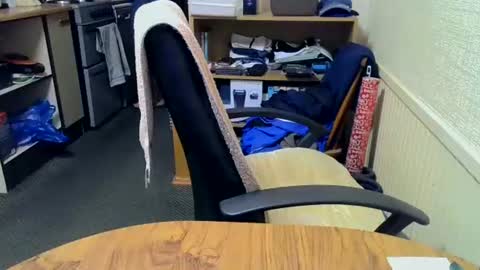 poshman65 online show from September 2025 11:29:01 PM