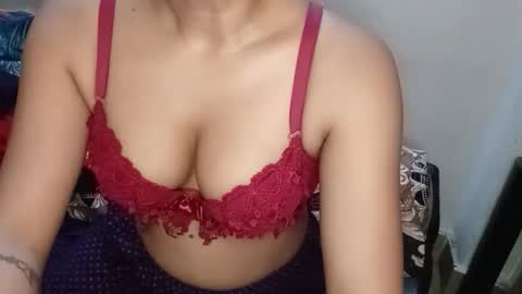 Snapshot of poulomi_das chatting on April 2026 05:43:02 PM poulomi online show from April 2026 05:43:02 PM
