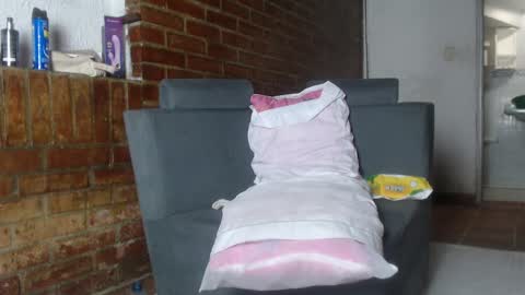 poutyseleny online show from January 2025 03:40:01 PM