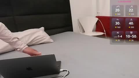 Smooth Daddy online show from April 2026 08:52:02 AM