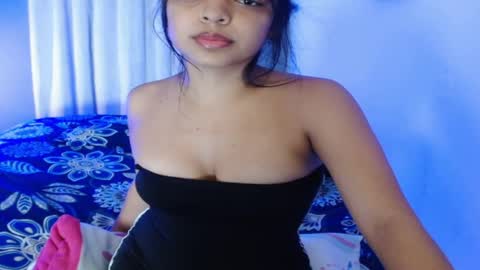 ALEX Y ALEXA online show from January 2026 05:00:01 AM