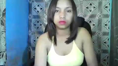 LARISSAH online show from May 2026 03:35:02 AM