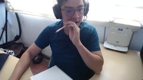 powerfulzeus2 online show from September 2025 05:36:01 PM