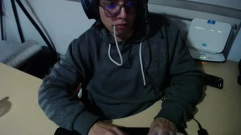 powerfulzeus2 online show from October 2025 01:57:01 AM