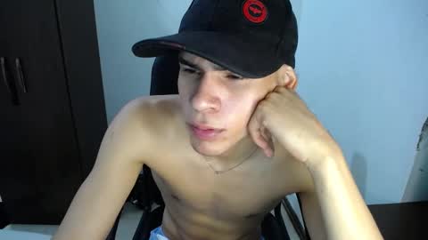 Ricksam online show from December 2024 04:20:01 PM