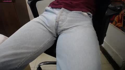 Ricksam online show from November 2025 09:48:01 PM