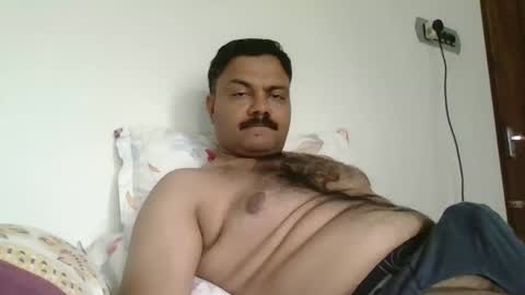 pradeep99107849 online show from September 2025 09:33:01 AM