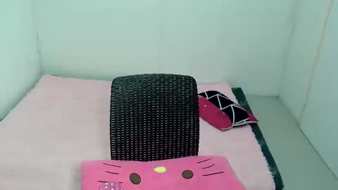 precious_athena online show from November 2025 10:51:01 AM