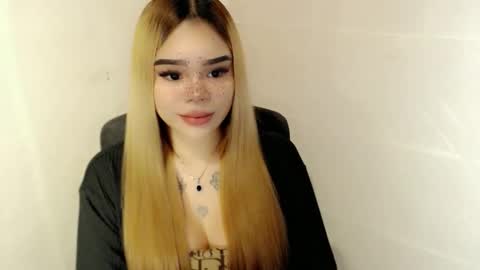 Snapshot of preciousangel69xxx chatting on February 2026 02:54:01 AM MAXXINE online show from February 2026 02:54:01 AM