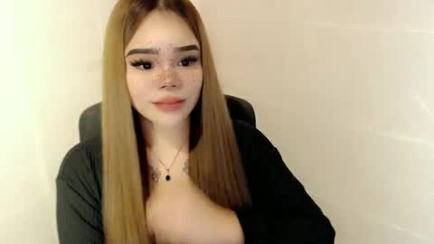 Snapshot of preciousangel69xxx chatting on February 2026 01:10:01 PM MAXXINE online show from February 2026 01:10:01 PM