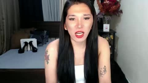 Snapshot of preciousrosedoll chatting on December 2024 12:19:01 AM Rosedoll online show from December 2024 12:19:01 AM