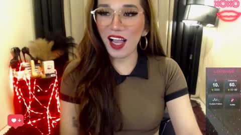 Snapshot of preciousrosedoll chatting on November 2025 06:47:02 AM Rosedoll online show from November 2025 06:47:02 AM